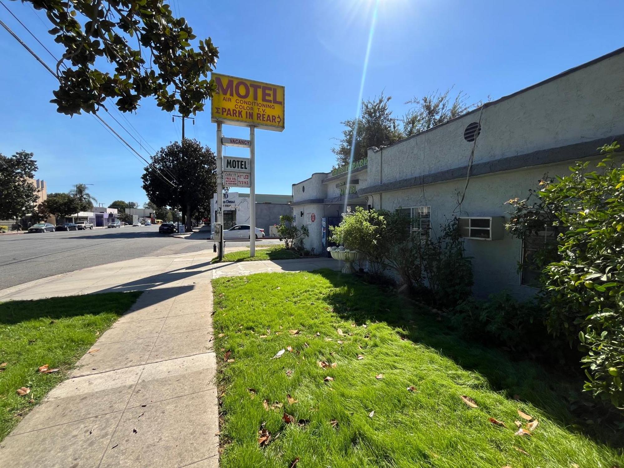 Griffith Park Motel, In Los Angeles Hollywood Area Glendale Kültér fotó